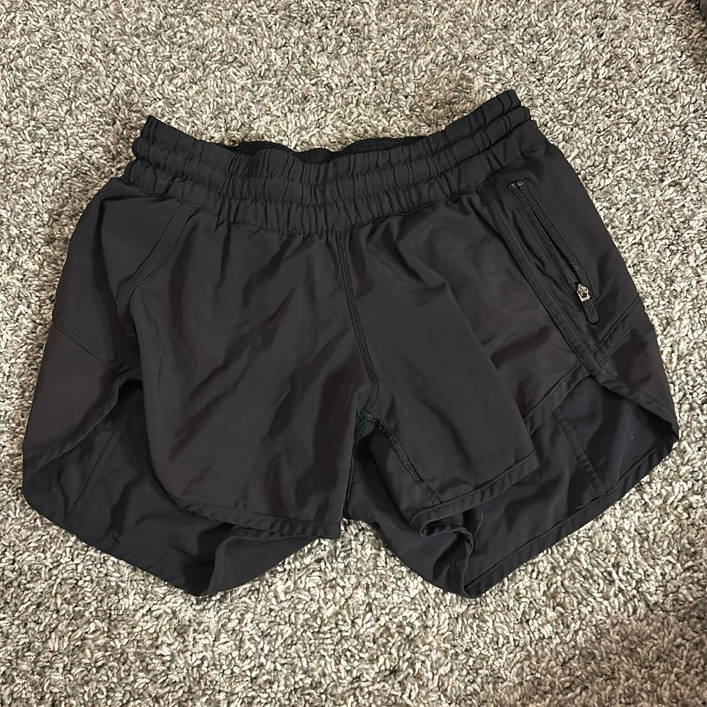 black hotty hot high rise lululemon shorts